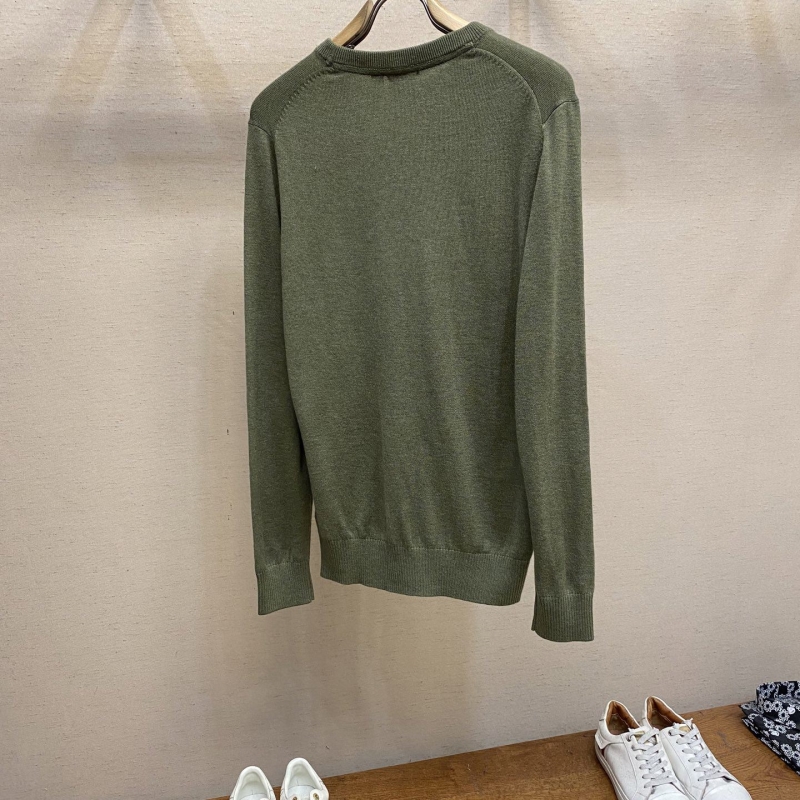 Bv*b*rry sweaters